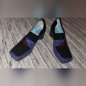 90" Thierry Rabotin - Deanna Suede Wedge 6.5